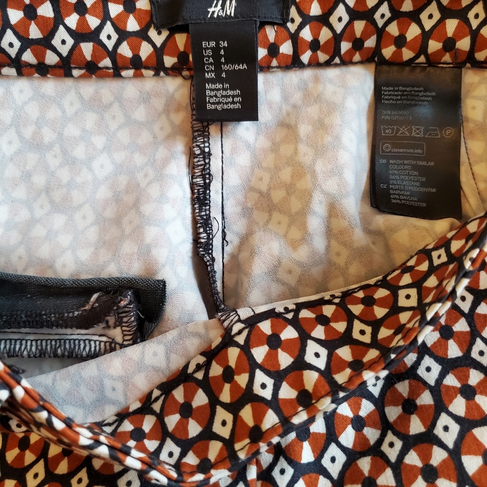 H&M Cropped Patterned Pants - Picture 8 of 12